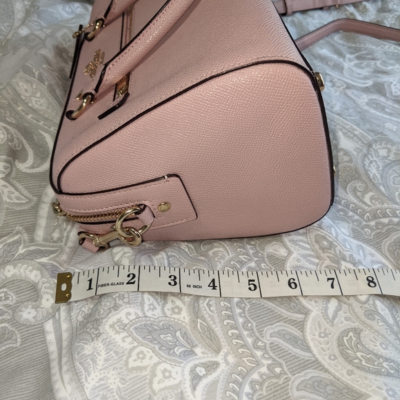 Coach bag 💕 - Picture 11 of 14